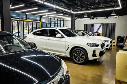 BMW X4 크리스털 파츠 교체와 회오리 풀 커버 시공은 실내 인테리어의 필수 아이템! / 대전 서구, 세종, 청주, 천안