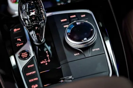 BMW X4 크리스털 파츠 교체와 회오리 풀 커버 시공은 실내 인테리어의 필수 아이템! / 대전 서구, 세종, 청주, 천안
