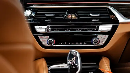 대전 BMW 520i 통풍시트 시공은 순정 옵션으로! / 대전 서구, 세종, 청주, 천안