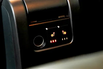 안전한차 볼보 XC60 겨울철 필수 튜닝  2열 열선시트 시공 전문 / 대전 서구, 세종, 청주, 천안