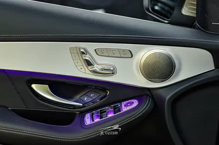 벤츠 GLC 300e 통풍시트 시공과 함께 R 버튼 활성화도 진행하세요! / 대전 서구, 세종, 청주, 천안