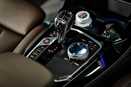 BMW X4 크리스털 파츠 교체와 회오리 풀 커버 시공은 실내 인테리어의 필수 아이템! / 대전 서구, 세종, 청주, 천안