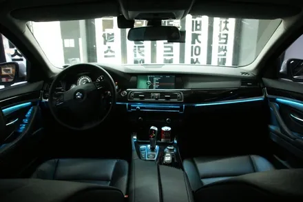 대구코더스엠비언트 BMW520(F10) 비노출로 순정보다 깔끔하고 화려하게~~ / 대구 달서구