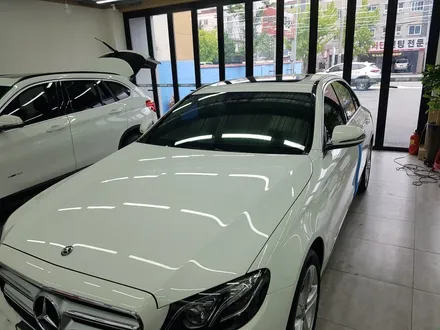 부산 브이쿨썬팅 벤츠 E클래스 썬팅작업