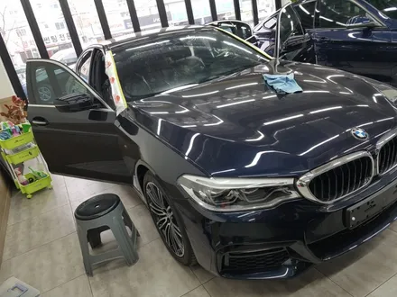 BMW 5시리즈                        버텍스900.버텍스700.           라티튜드 썬팅 시공