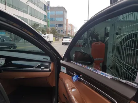 부산.브이쿨썬팅전문점. 열반사썬팅 브이쿨.           G90 제네시스. 브이쿨PDI 시공.블랙박스 파인뷰LX2000