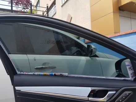 부산 그랜져IG 루마썬팅,블랙박스 설치장착 했어요