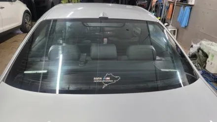 BMW3 시리즈.루마버텍스900썬팅필름으로 재시공을 하였습니다
