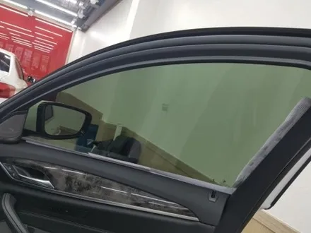 부산버텍스썬팅.BMW5 루마 버텍스900☆☆☆☆☆풀시공.프리미엄 썬팅.루마최고봉썬팅.현재로는 1등 제품이죠...