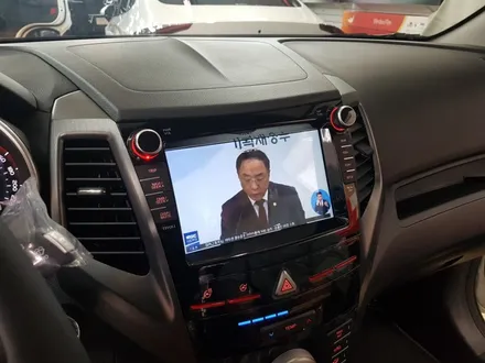 부산.티볼리.8인치 네비매립. 파인드라이브 (몬스터7). 후방카메라(장착)