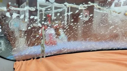 부산.루마 버텍스 썬팅.(사상 산업단지점)미라클 카 멀티샵. 벤츠E 클래스. 전면썬팅.버텍스900☆☆☆☆☆. 파인뷰LX5000파워(블랙박스 장착)