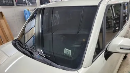 부산.레이차량 반사필름으로 썬팅을 재시공 하였습니다