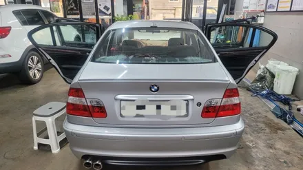 BMW3 시리즈.루마버텍스900썬팅필름으로 재시공을 하였습니다
