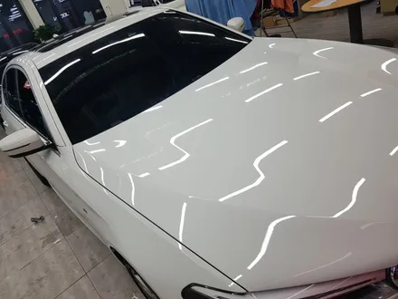 BMW 5시리즈.                       라티튜드 & 아티젠.                  썬팅 시공
