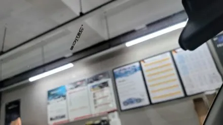 부산.레이차량 반사필름으로 썬팅을 재시공 하였습니다