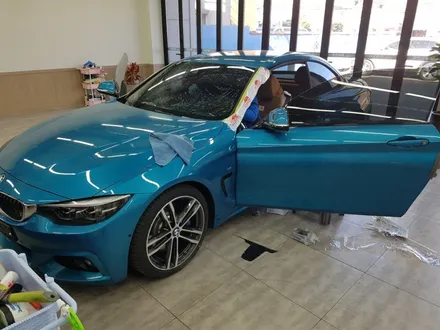 BMW 4 컨버트블.                    스미스 T1 썬팅시공.