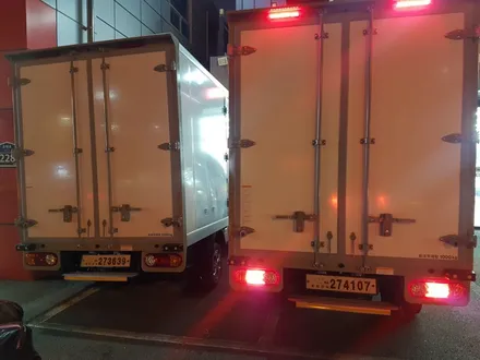 포터2(탑차).8인치 네비매립. 후방카메라.2채널 블랙박스