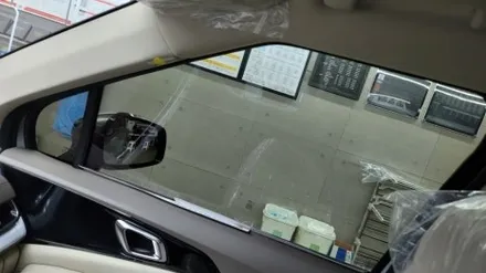 부산 루마버텍스썬팅.카니발 그래비티 버텍스900풀시공 했어요~