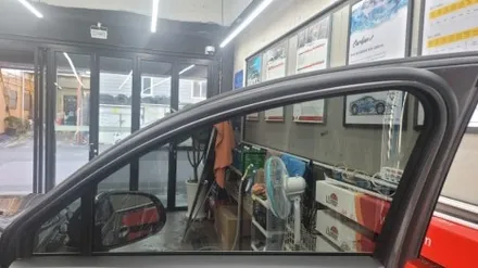 TM싼타페.글라스 틴트 열차단 썬팅 시공.글라스 틴트 사상 새벽시장점.(미라클 카 멀티샵).