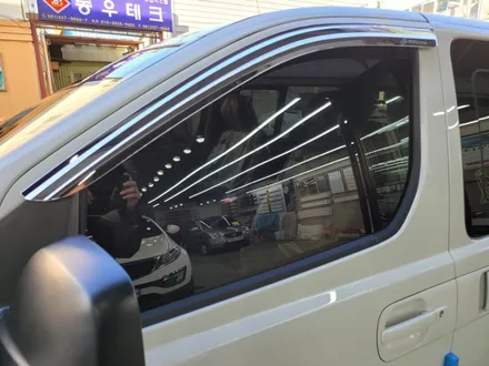 부산.(글라스 틴트) 썬팅시공점.그랜드 스타렉스. 글라스틴트.펜더(Pender)시공