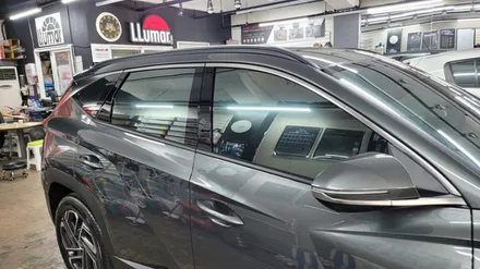 부산 NX4투싼 반사필름으로 시공을 했어요.글라스틴트 선셋 시공
