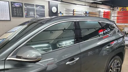 부산 NX4투싼 반사필름으로 시공을 했어요.글라스틴트 선셋 시공