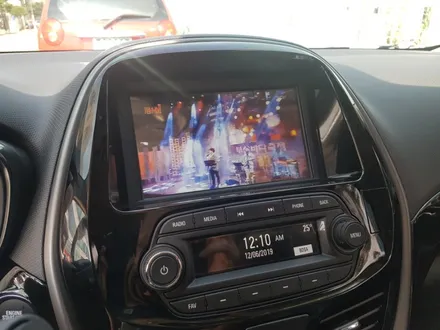 부산.더뉴 스파크.(네비매립). 후방카메라