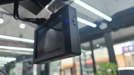 부산.루마 버텍스 썬팅.(사상 산업단지점).제네시스. 전면썬팅.만도 블랙박스 장착.(미라클 카 멀티샵)