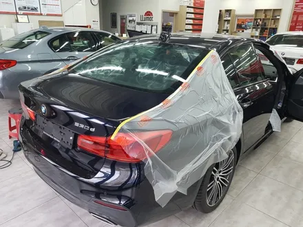10월24일 아침...BMW5시리즈...작업중...