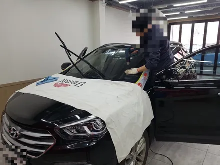 부산썬팅.DM싼타페.전면썬팅.루마열차단썬팅시공으로 시원하게 운전하세요