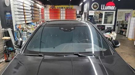 전면썬팅.전면열차단썬팅 시공점 입니다.벤츠S 전면유리썬팅 시공후.부산 사상구 미라클 카 멀티샵 입니다