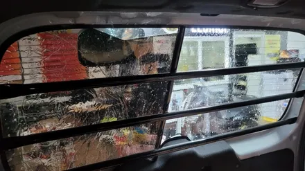 부산 열차단썬팅 시공점.그랜드 스타렉스 열차단 썬팅필름으로 재시공 했습니다