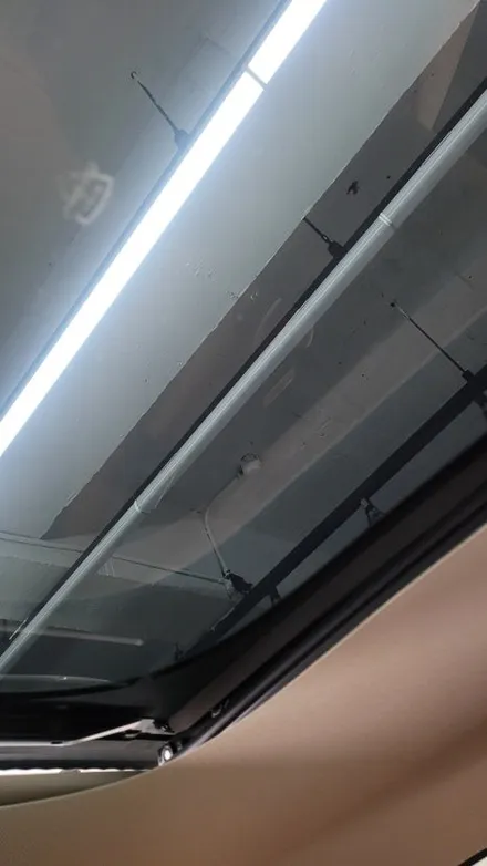벤츠E. 루마 버텍스 썬팅.전면썬팅.파노라마 썬루프 썬팅.파인뷰QHD블랙박스 장착.(부산 사상구 미라클 카 멀티샵)