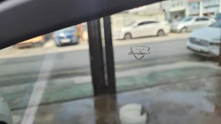 부산.부산카디언열반사썬팅전문점.(더뉴그랜저). 카디언 썬팅.파인뷰 블랙박스 장착