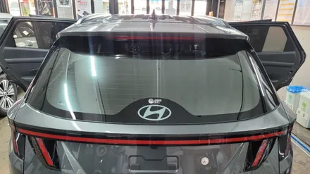 부산 NX4투싼 반사필름으로 시공을 했어요.글라스틴트 선셋 시공