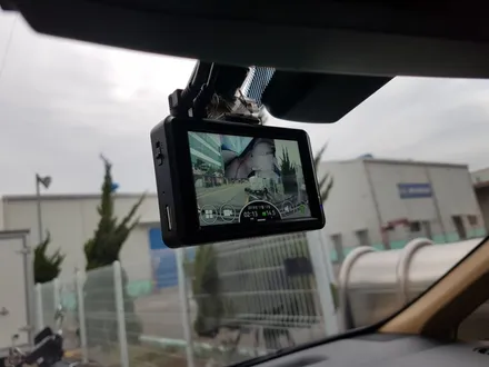 부산.카니발 하이 리무진. 레이노 S5열차단썬팅.파인뷰 LX2000