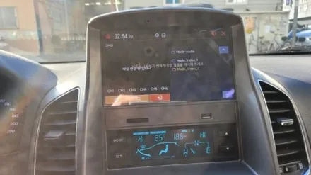 부산 네비게이션 매립 시공장착점 입니다.쉐보레 윈스톰.8인치 네비게이션으로 업그레이드 했습니다