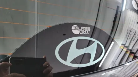 부산 NX4투싼 반사필름으로 시공을 했어요.글라스틴트 선셋 시공
