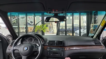 BMW3 시리즈.루마버텍스900썬팅필름으로 재시공을 하였습니다