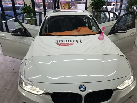 BMW3시리즈 (기존(필름)제거후) 브이쿨(전면)K28% (측후)PDI 05% 썬루프50% 시공