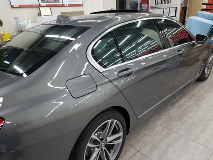 부산.열반사 썬팅.브이쿨K BMW 7시리즈.                      (브이쿨 K 썬팅 시공)