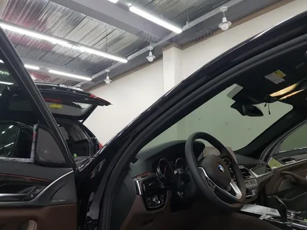 BMW 5시리즈                        버텍스900.버텍스700.           라티튜드 썬팅 시공