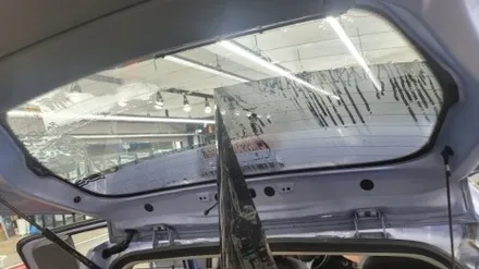 부산.글라스 틴트 썬팅샵.●스파크● 열차단 썬팅으로 재시공 합니다