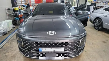 GN7그랜저 열차단썬팅 카디언 썬팅필름으로 풀시공을 합니다.부산 카디언 썬팅샵.파인뷰 블랙박스 설치