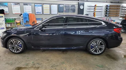 BMW 6GT. 루마 버텍스900☆☆☆☆☆풀 시공. 부산.사상구.산업단지점.루마 버텍스 썬팅.미라클 카 멀티샵 입니다
