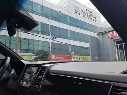부산.G4 렉스턴.레이노 S9. 열차단썬팅 (레이노S9)시공