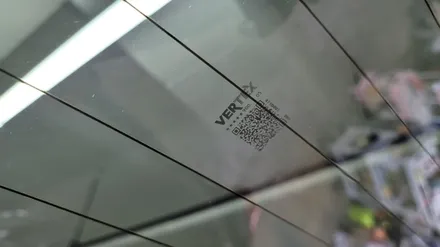 부산 루마버텍스썬팅.카니발 그래비티 버텍스900풀시공 했어요~