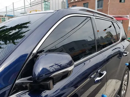 부산.G4 렉스턴.레이노 S9. 열차단썬팅 (레이노S9)시공