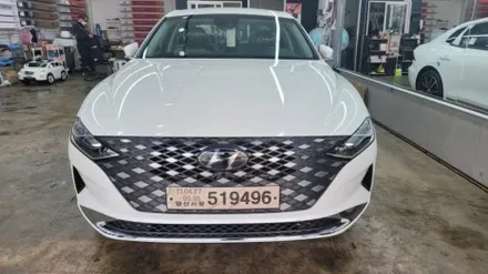 부산.부산카디언열반사썬팅전문점.(더뉴그랜저). 카디언 썬팅.파인뷰 블랙박스 장착