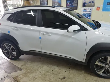 부산.코나.레이노S9.열차단 썬팅.레이노 최상급 썬팅 필름  (가격대비 성능 1등 필름)